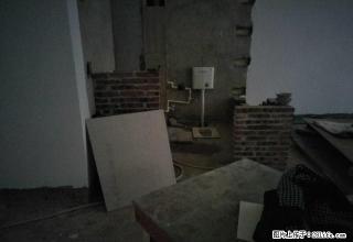 丹霞酒店附近有商铺出租,转让费可谈,可以免一个月租金。 - 贺州28生活网 hezhou.28life.com