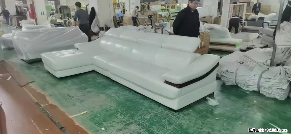 【大厂仿真皮沙发】实木框架,高回弹海绵45密度。全新包装,质量非常好,3.6米右贵妃 - 各类家具 - 居家生活 - 贺州分类信息 - 贺州28生活网 hezhou.28life.com